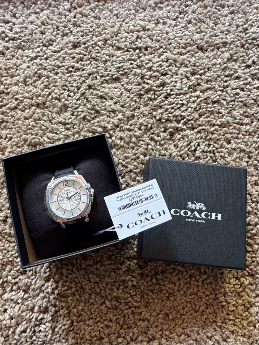 (New) Never Worn with tags Coach woman’s Silver-Watch with White Dial
